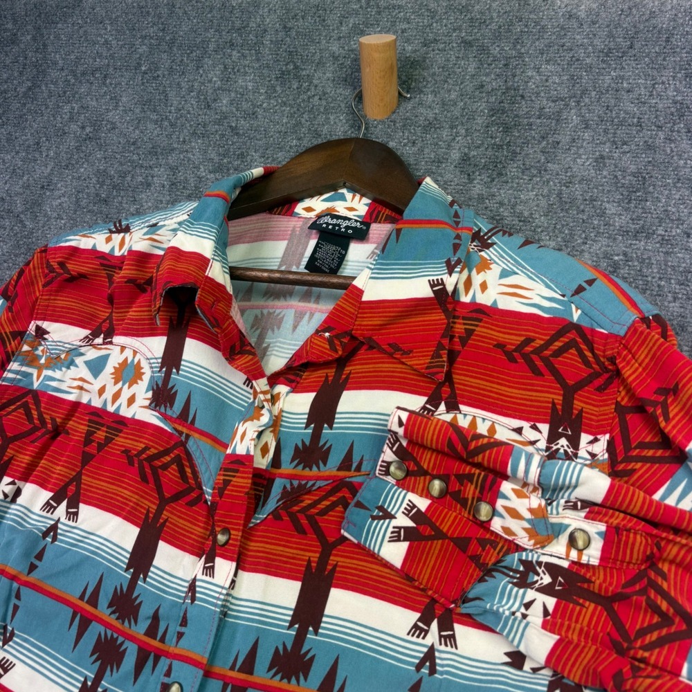 Wrangler Retro Western Shirt Womens XXL Red Aztec Southwestern Pearl Snap Rayon
